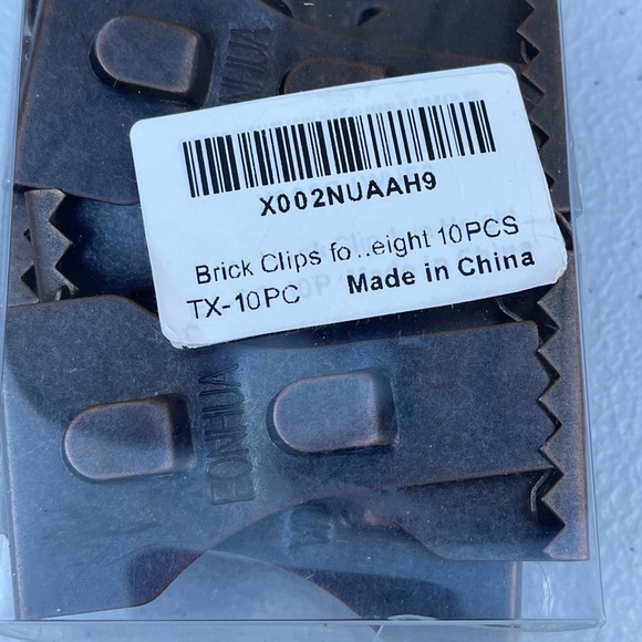 3/$15 New In package Brick Brackets 10 Pc - Picture 5 of 6